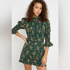 Laura Ashley x UO Maisy Mock Floral Mini Dress small